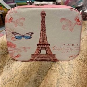 Make up bag holder